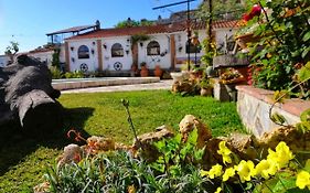 Casa Proyecto Pepe Bravo - Arte de manos y corazón